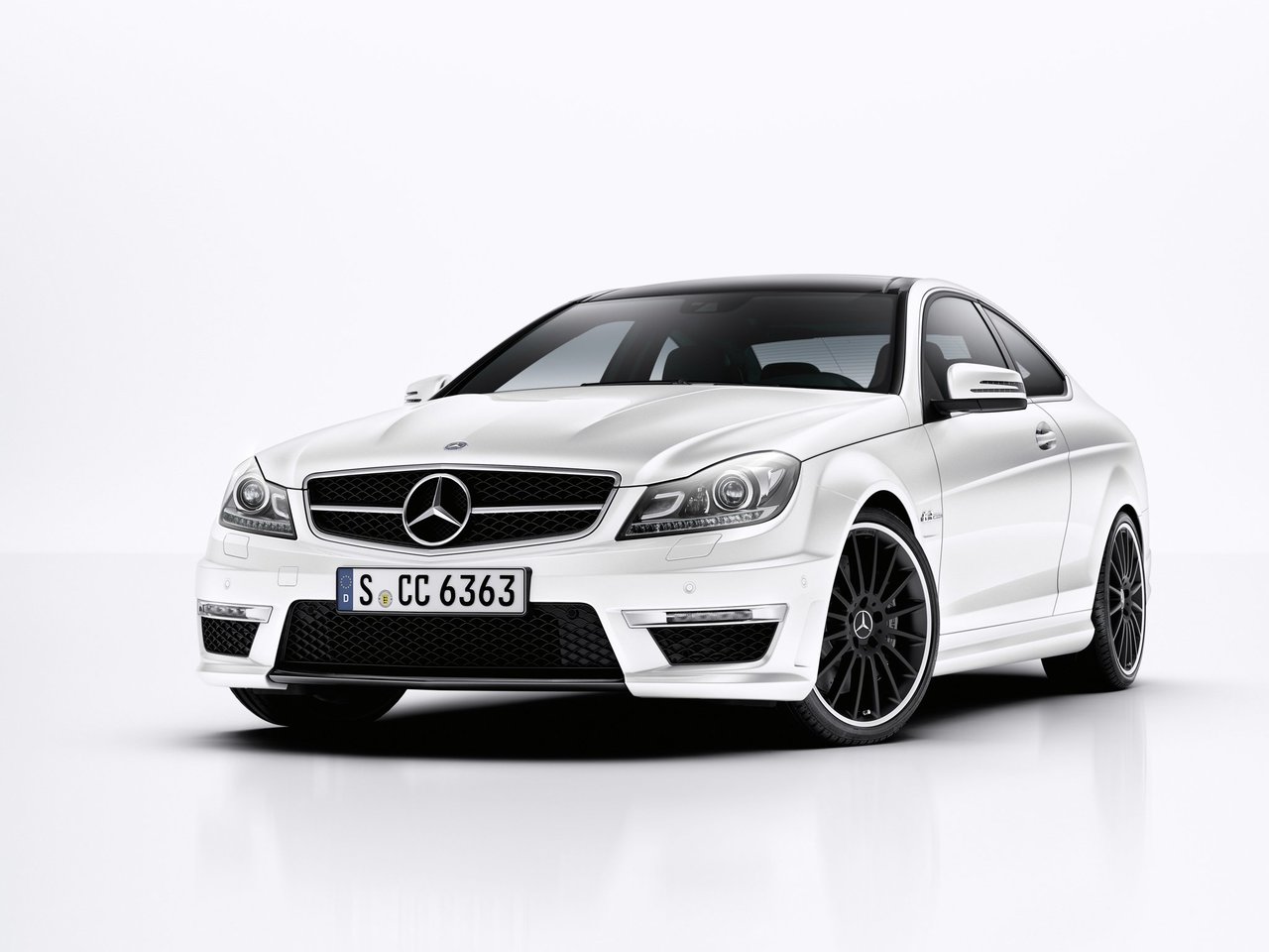 Автоковрики Mercedes-Benz W204 C-Class (2011-2015)