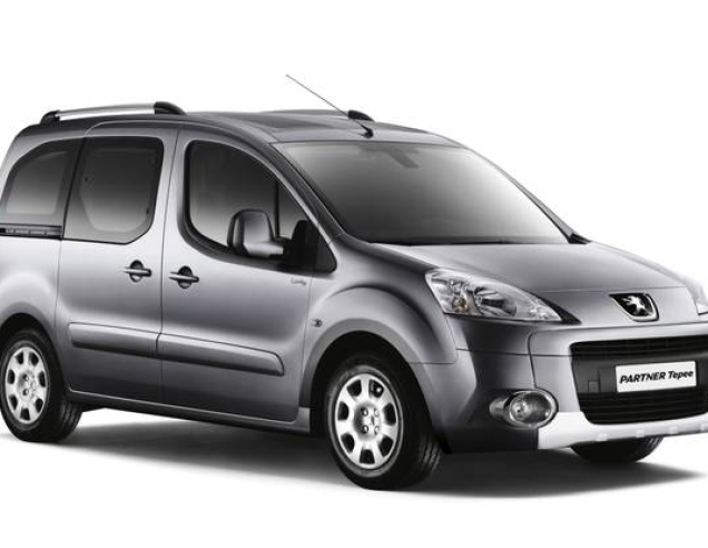 Автоковрики Peugeot Partner Tepee (2008-2012)