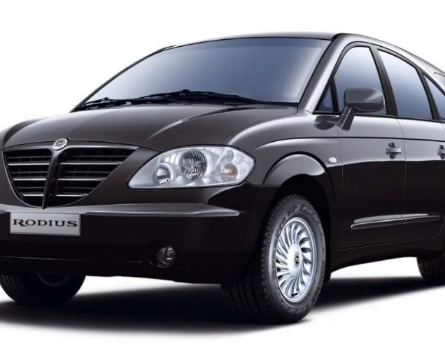 Автоковрики SsangYong Rodius (2004-2008)